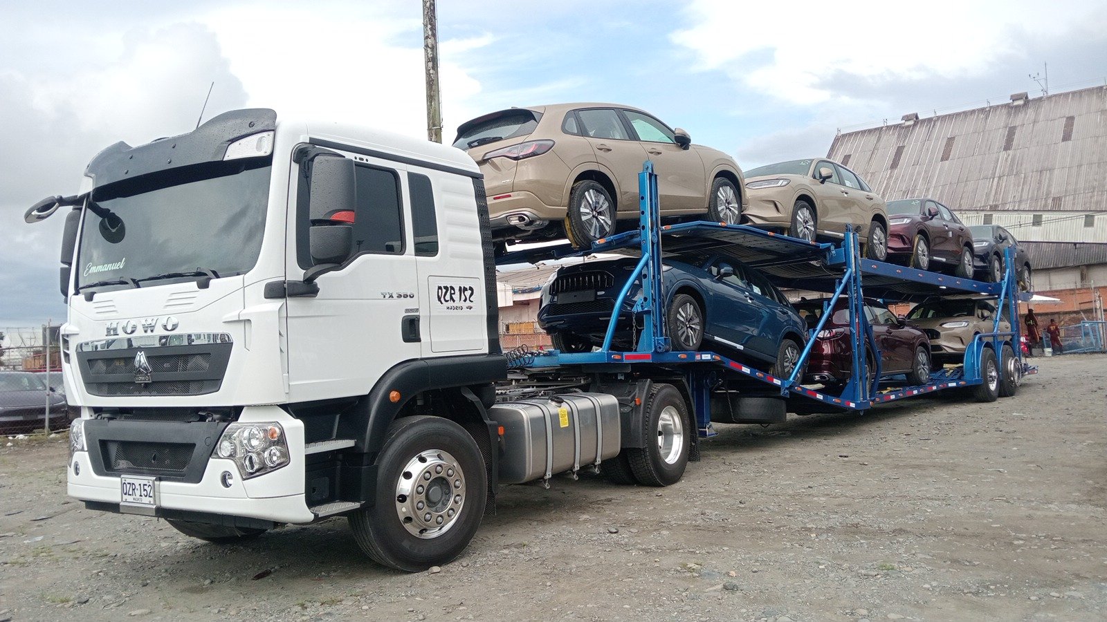 Servicio Express en Grúa Cama Baja
